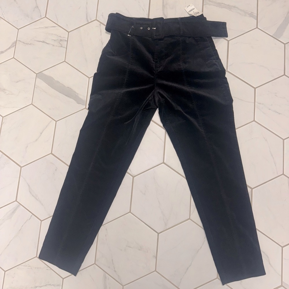 Bar III NWT‎ High Waist Black Velvet Pants With Belt Size 8